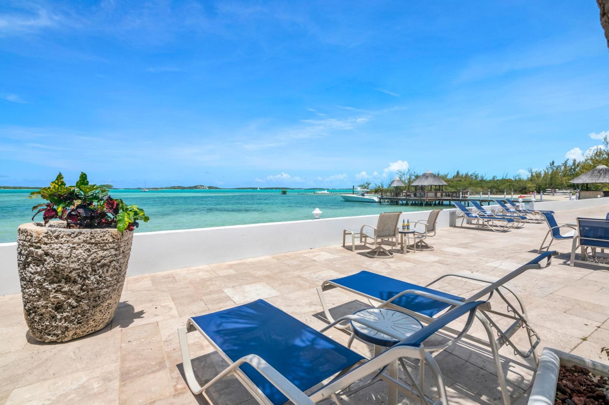 Augusta Bay Hotell George Town Eksteriør bilde